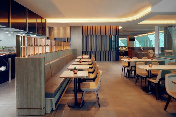 Dubai International Airport Plaza Premium Lounge at Terminal 3 - Showers: the feature that can justify the visit
