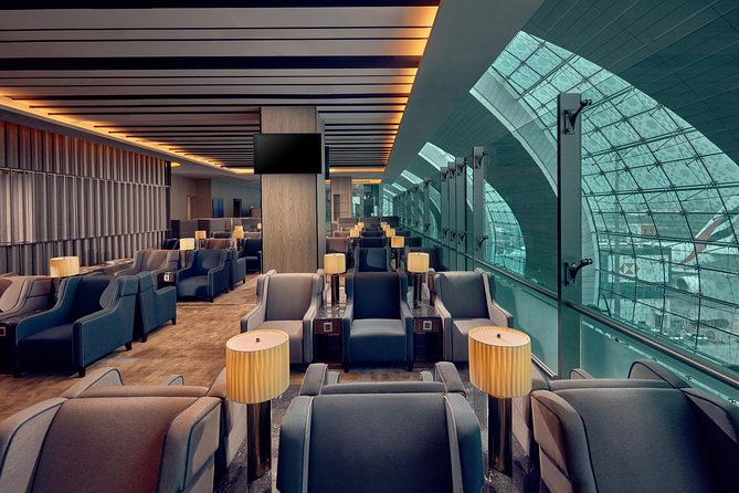 Dubai International Airport Plaza Premium Lounge at Terminal 3 - WiFi, charging, and flight information