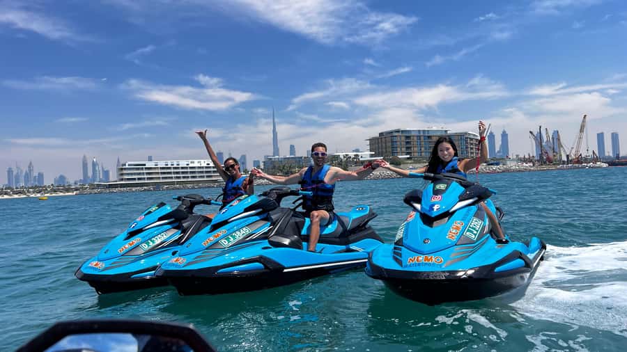 Dubai Jet Ski: Burj Khalifa, Burj Al Arab, Pics & Ice Cream! - Safety briefing before the throttle opens