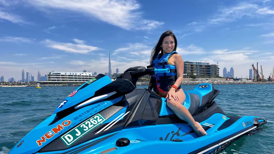 Dubai Jet Ski: Burj Khalifa, Burj Al Arab, Pics & Ice Cream! - Passing Jumeirah Beach at speed