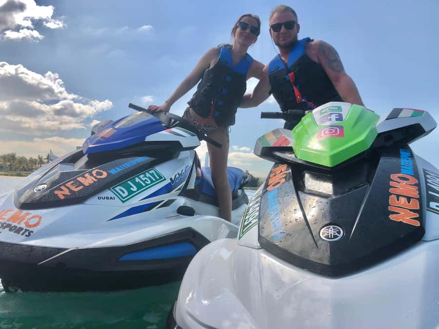 Dubai Jet Ski: Burj Khalifa, Burj Al Arab, Pics & Ice Cream! - Returning to the marina and cooling off
