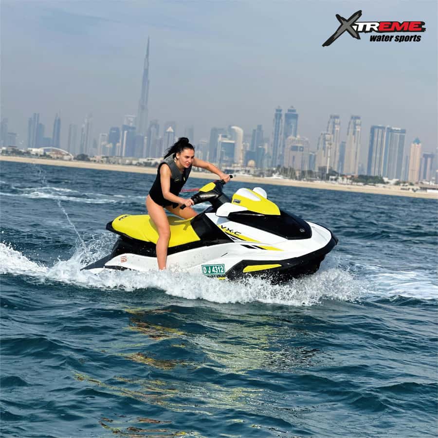 Dubai: Jet Ski Ride with Photos and Videos - 1 Hr - What the instructor and equipment add