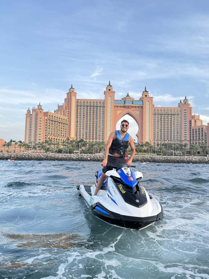 Dubai: Jet Ski Tour of Burj Al Arab & Atlantis the Palm - The safety briefing and first ride