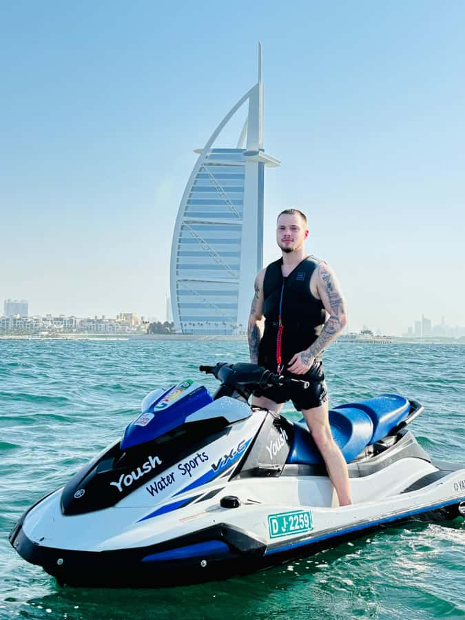 Dubai: Jet Ski Tour of Burj Al Arab with Photos - Sharing one jet ski keeps the price reasonable
