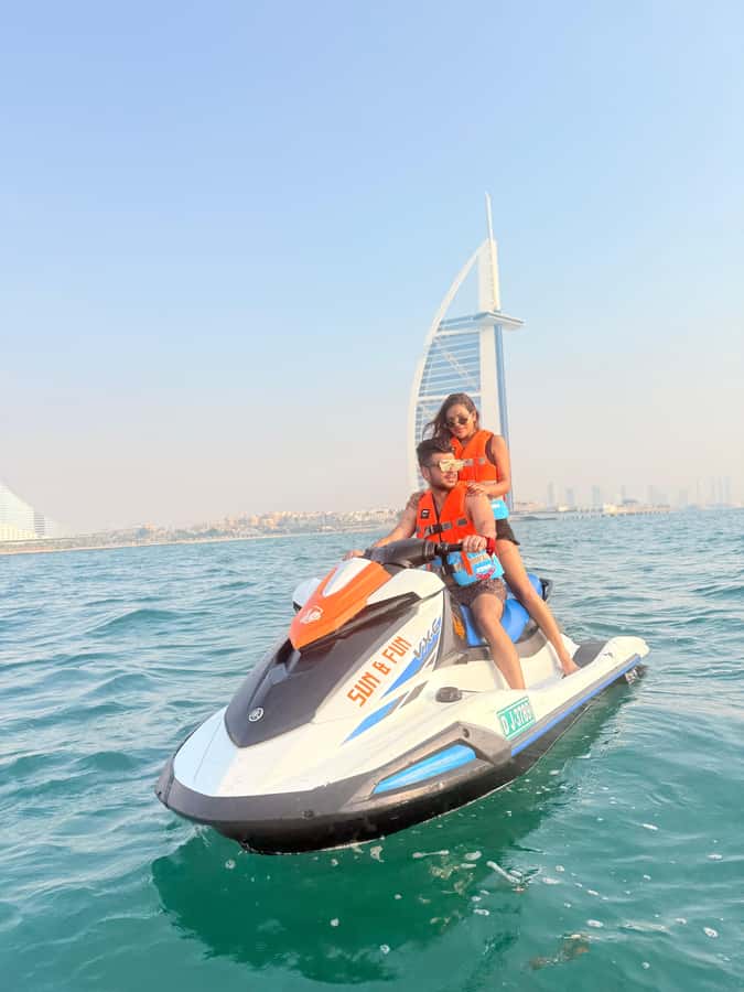 Dubai jet ski: visit the Burj al Arab and Atlantis with photos and videos - Who will enjoy this most
