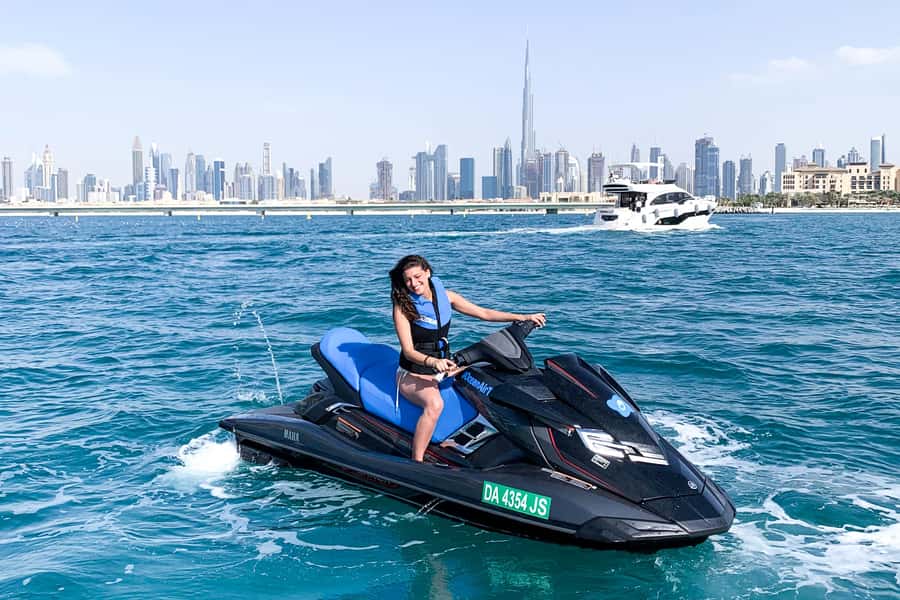Dubai: Jetski Ride up to 2 People with Photos & Refreshments - A fast start at Fishing Harbour 1