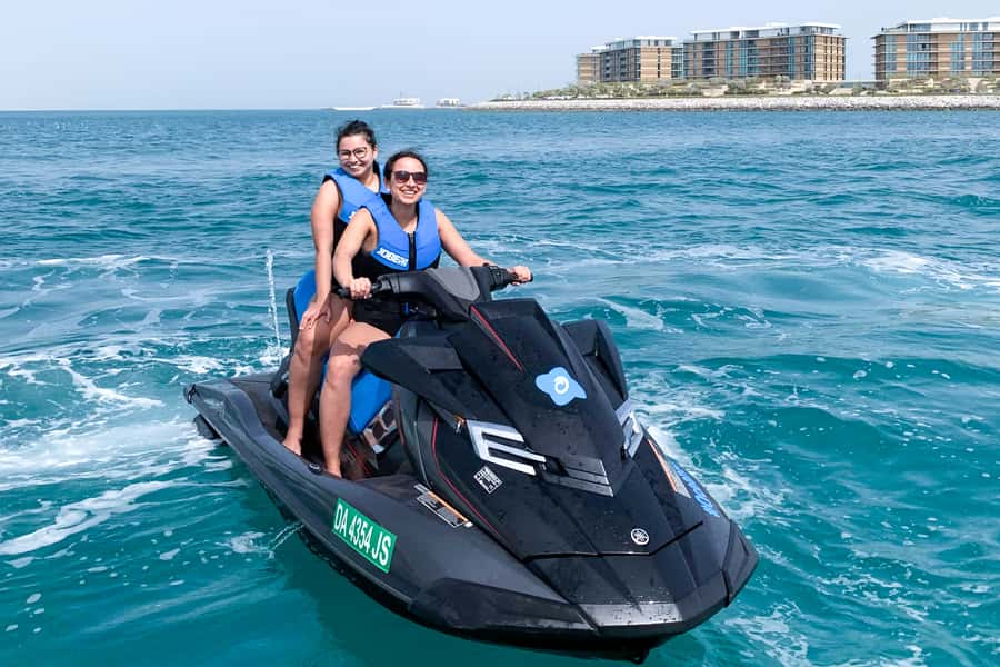 Dubai: Jetski Ride up to 2 People with Photos & Refreshments - Should you book the OceanAir Jet Ski ride?