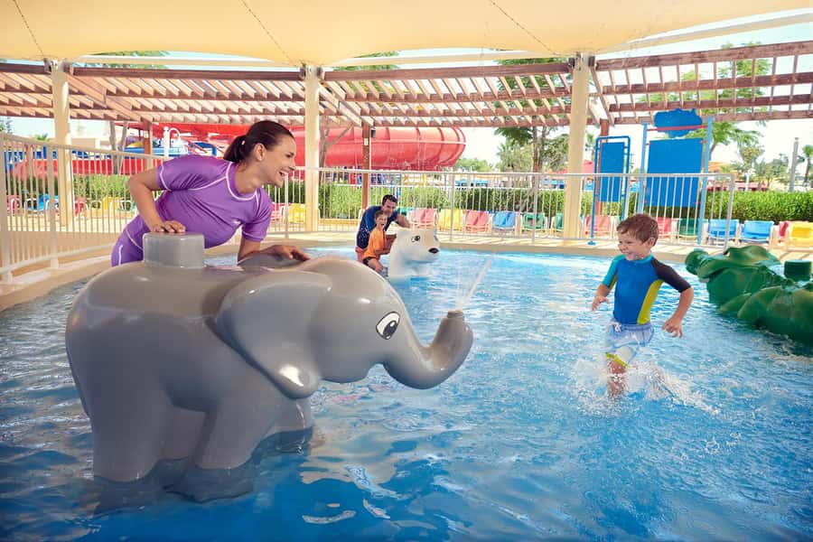 Dubai: LEGOLAND® Water Park Entry Ticket - Twin Chaser and the larger slides