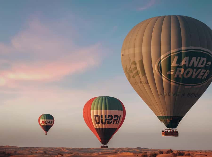 Dubai: Luxury Balloon Flight with Michelin-Curated Breakfast - Before dawn in a Land Rover Defender