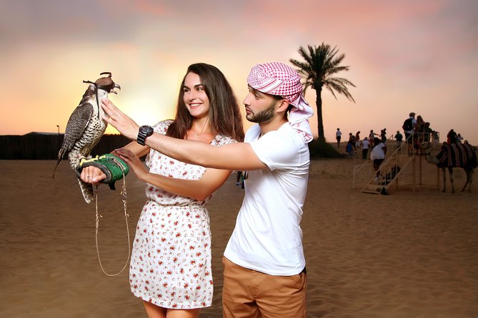 Dubai: Luxury Desert Fortress Dinner, Camel Ride & Live Shows - Arriving at Dubai’s desert fortress