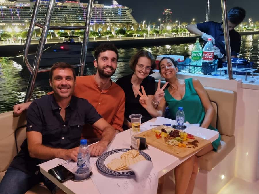 Dubai: Luxury Sightseeing Cruise with Food and Drinks - Cruising inside Palm Jumeirah