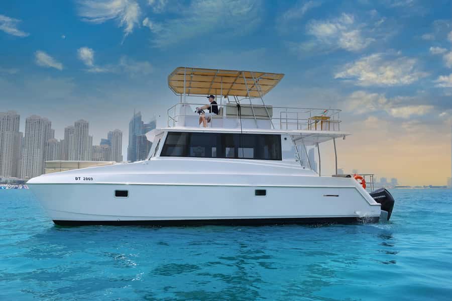Dubai: Luxury Sightseeing Cruise with Food and Drinks - Burj Al Arab from the water