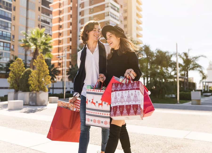 Dubai: Magic & Secret new Shopping Tour - Why this Dubai shopping tour is different