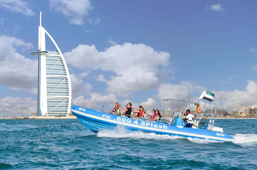 Dubai Marina : 1.5-Hour Atlantis Sightseeing Speedboat Tour - Why a speedboat is a smart way to see Dubai