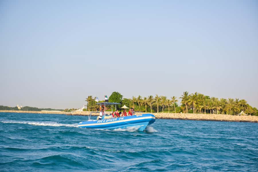 Dubai Marina : 1.5-Hour Atlantis Sightseeing Speedboat Tour - Dubai Marina: towers, yachts, and the first open-water views