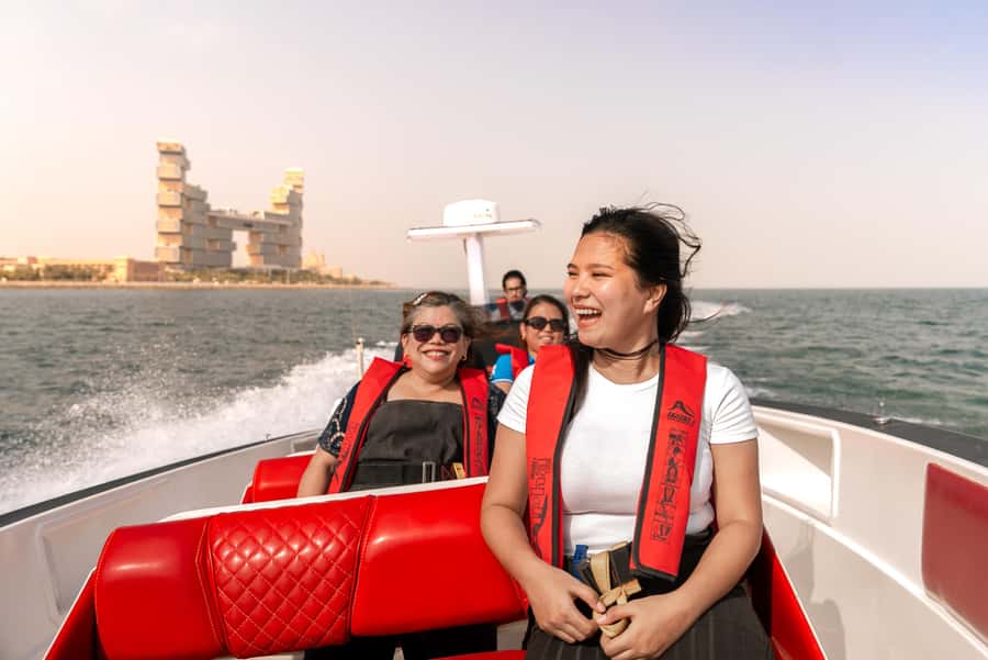 Dubai Marina: 1-Hour Luxury Sightseeing Speedboat Tour - JBR and Ain Dubai from the water