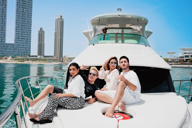 Dubai Marina 1hr Yacht tour with Drinks - Is $25 good value?