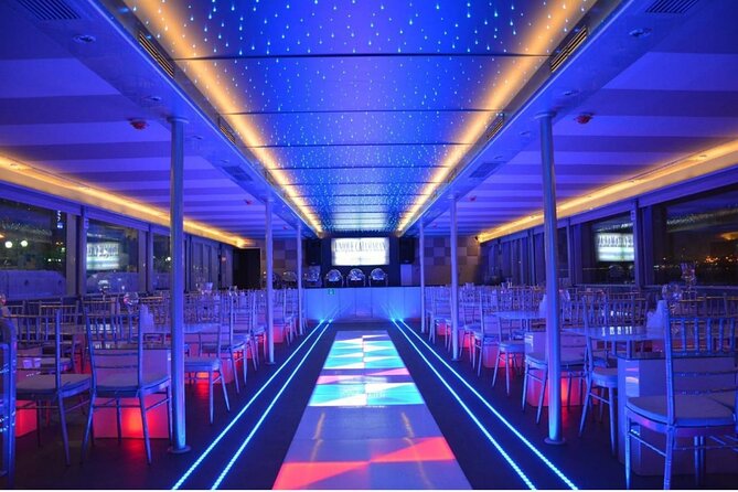 Dubai Marina Dhow Cruise Dinner - Dinner, snacks, and bottled water