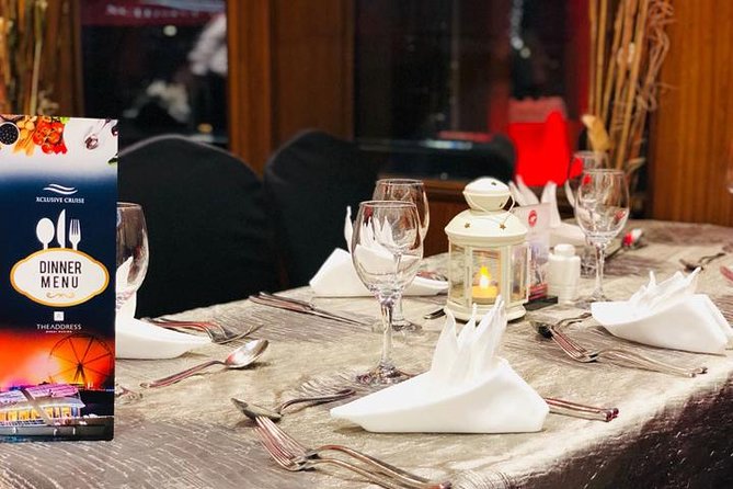 Dubai Marina Dinner Cruise with Live Music & Open Bar - What arrives at the buffet