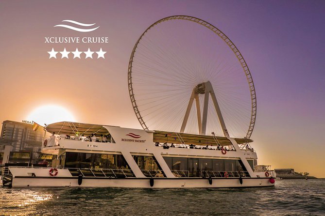 Dubai Marina Dinner Cruise with Live Music & Open Bar - Picking the right deck in Dubai Marina