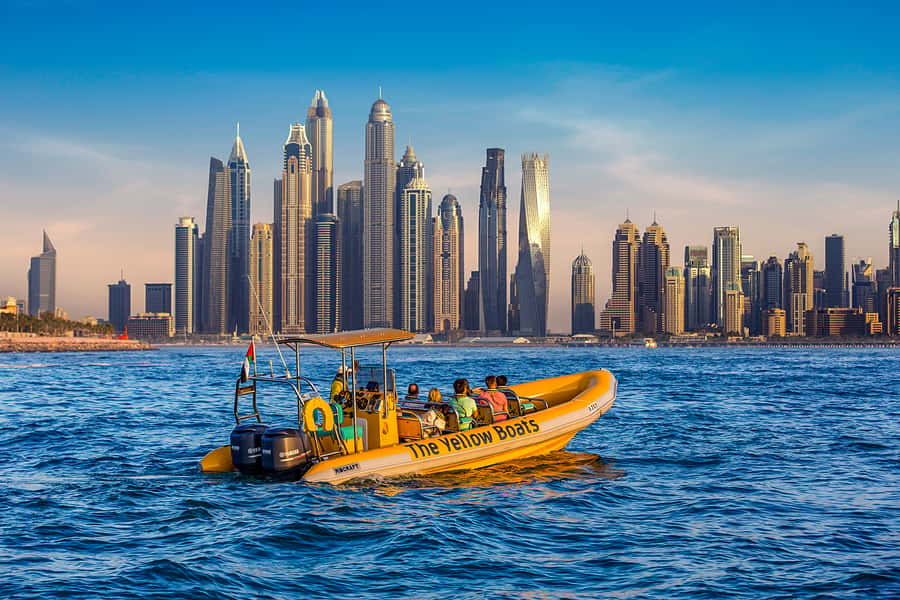 Dubai Marina: Guided Sightseeing Tour by Speedboat - Key points at a glance