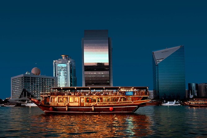 Dubai Marina Luxury Dinner Cruise with Buffet, Live Entertainment - What the 2-hour-20-minute schedule really gives you