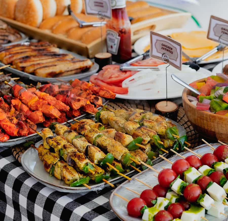 Dubai Marina: Luxury Yacht Tour with Breakfast or BBQ Option - Breakfast in the morning
