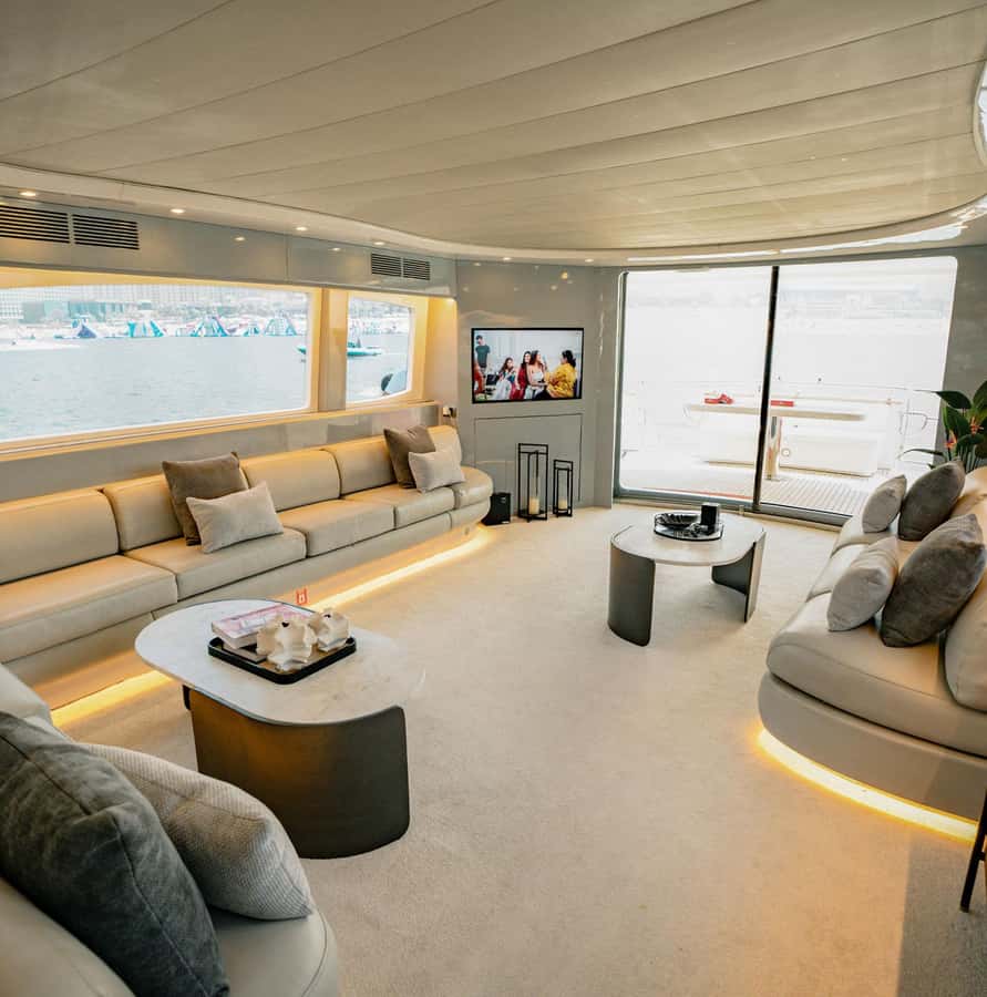 Dubai Marina: Luxury Yacht Tour with Breakfast or BBQ Option - What the guides and crew add