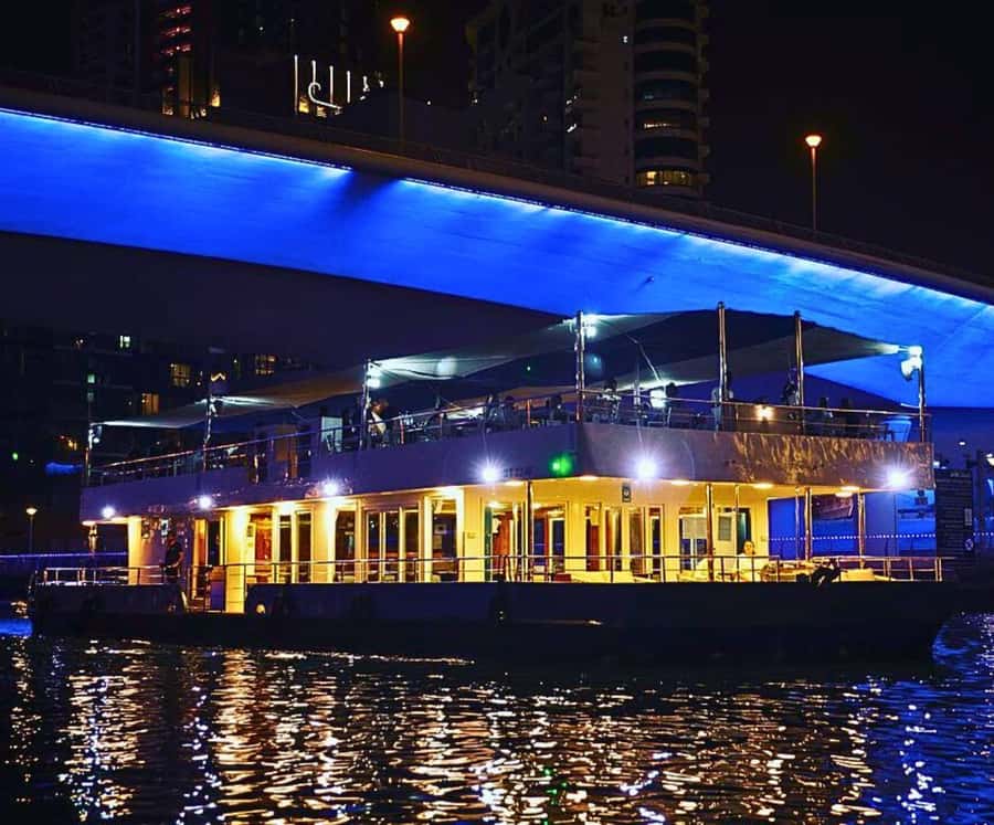 Dubai: Marina Premium Dinner Cruise with Unlimited Drinks - The Timing Problem You Should Know About