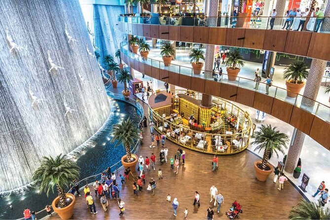 Dubai Modern City Tour with Mono Rail - Guides, languages, and the human side of the tour