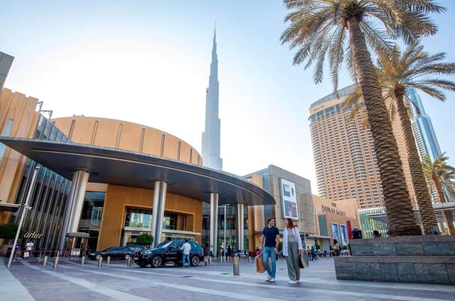 Dubai Modern Tour: Souq Madinat, Marina, Burj Khalifa stop - Museum of the Future: ten minutes for a remarkable exterior