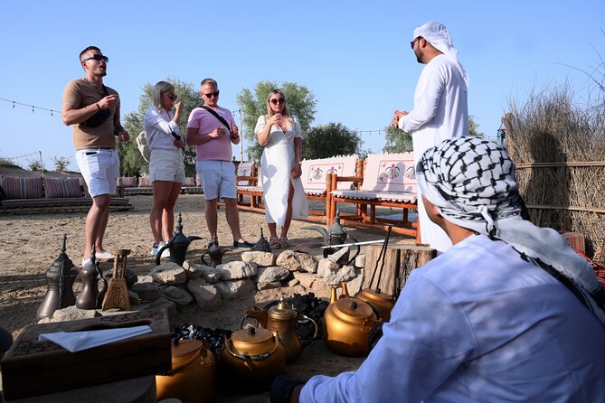 Dubai: Morning Safari by Vintage G Class & Al Marmoom Experience - Music, stories, and the pace of the morning