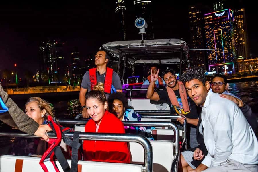 Dubai - New Year's Eve Fireworks show on a Speedboat - Key points to know before booking