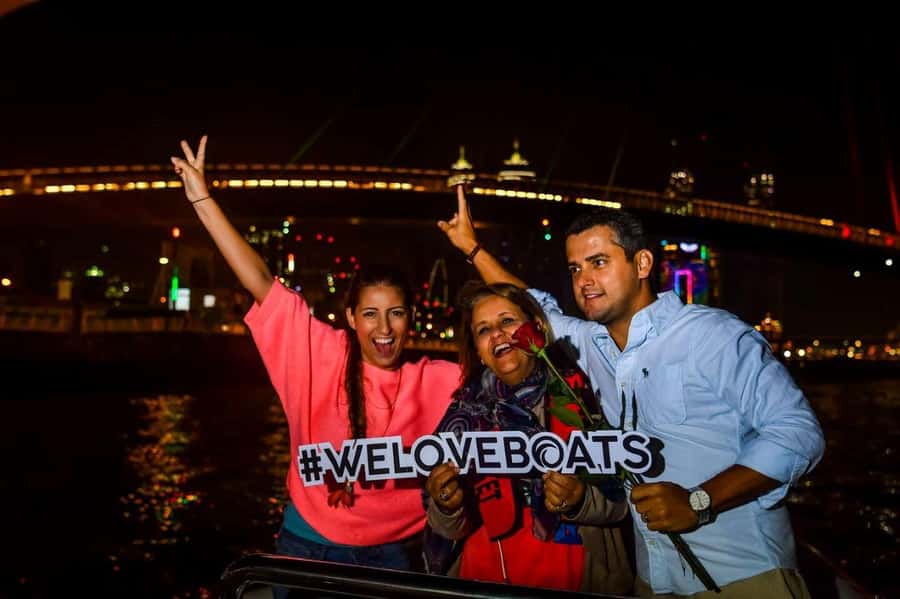 Dubai - New Year's Eve Fireworks show on a Speedboat - Seeing Atlantis from the Palm