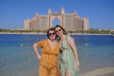 Dubai Old and Modern City Tour with Blue Mosque Visit