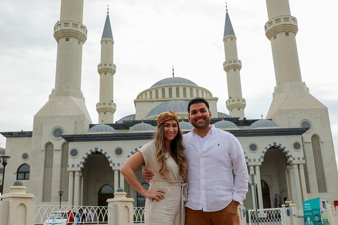 Dubai Old and Modern City Tour with Blue Mosque Visit - Crossing Dubai Creek by abra