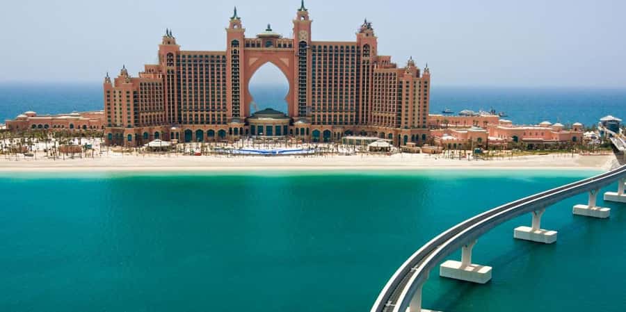 Dubai: Old to New Dubai Private Half-Day Sightseeing Tour - Why this tour works for seeing Dubai in one sweep