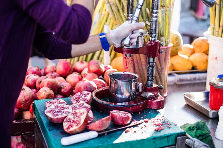 Dubai: Old Town, Creek, Museums, Souks, & Street Food Tour - Who will get the most from this tour