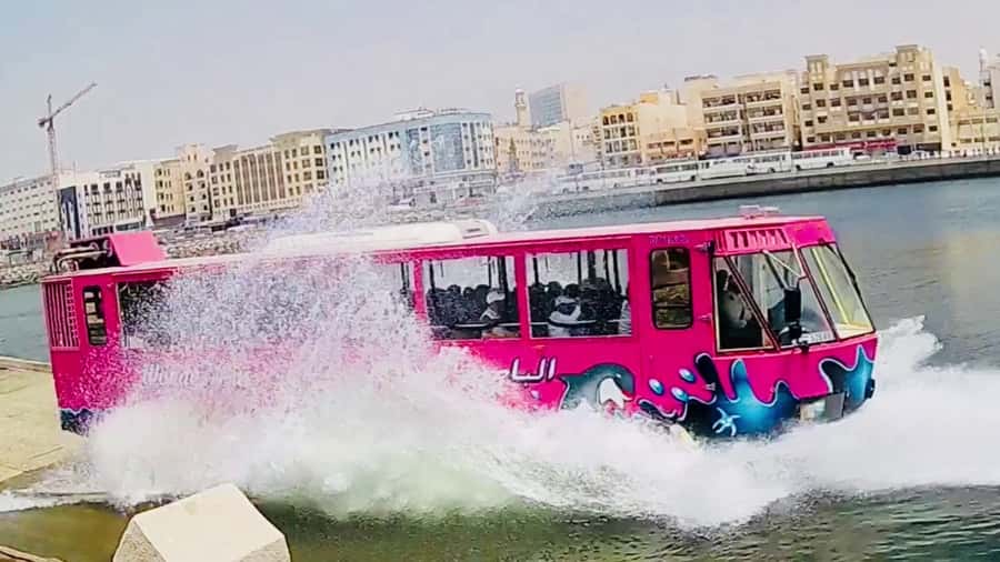 Dubai: Old town tour with Wonder Bus, souks, Creek and Guide - Al Bastakiya, Al Fahidi Fort, and the textile market