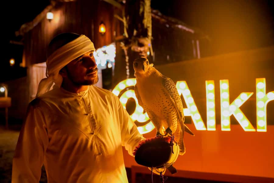 Dubai: Overnight Safari, Dinner, Stargazing & Al Khayma Camp - Stargazing, fire, and the quietest hour