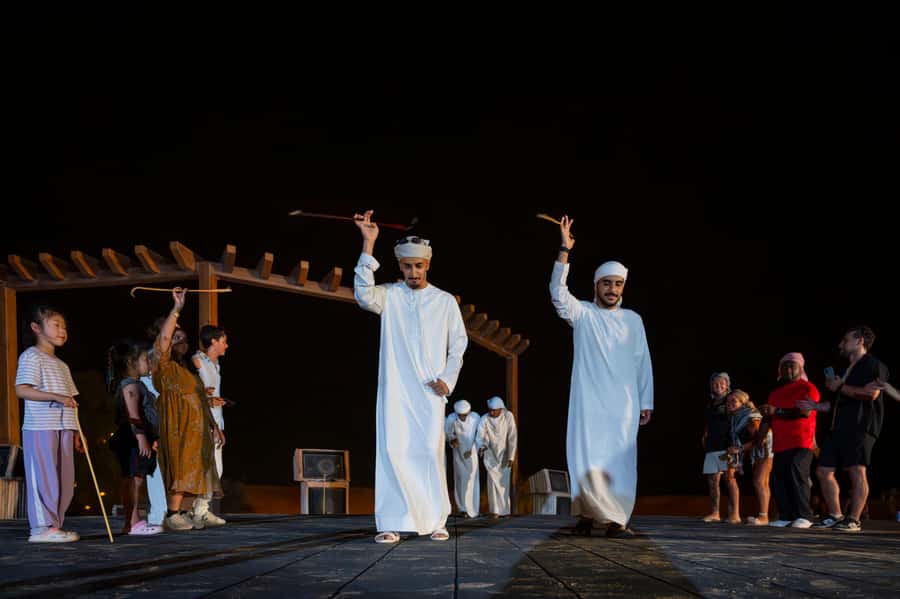 Dubai: Overnight Safari with Luxury Dome Stay & Stargazing - Who should book this desert night?