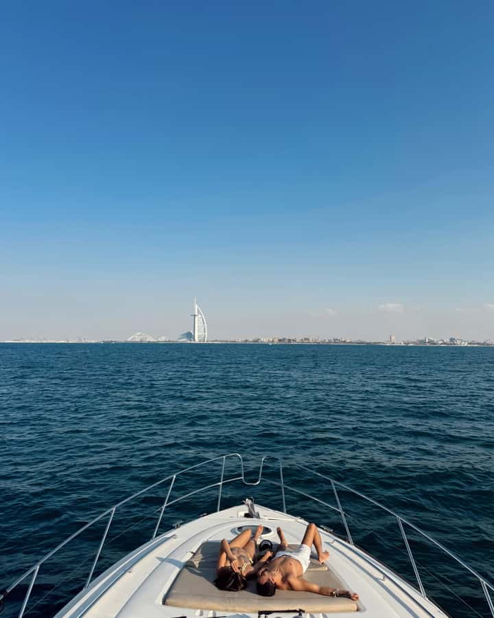 Dubai: Palm Jumeirah luxury private yacht Tour - Who should book this cruise?
