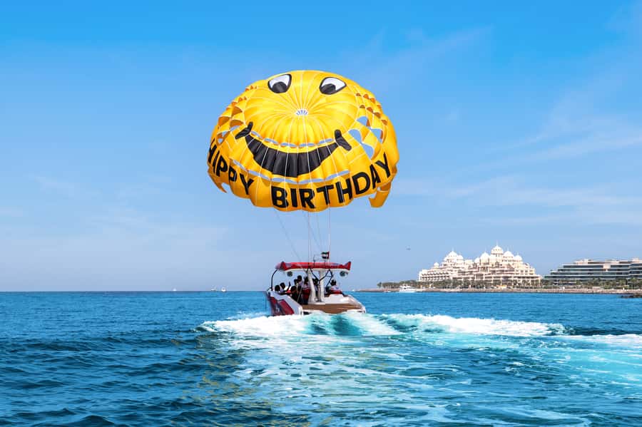Dubai: Parasailing with Happy birthday Parachute JBR & Palm - Key points to know before you book