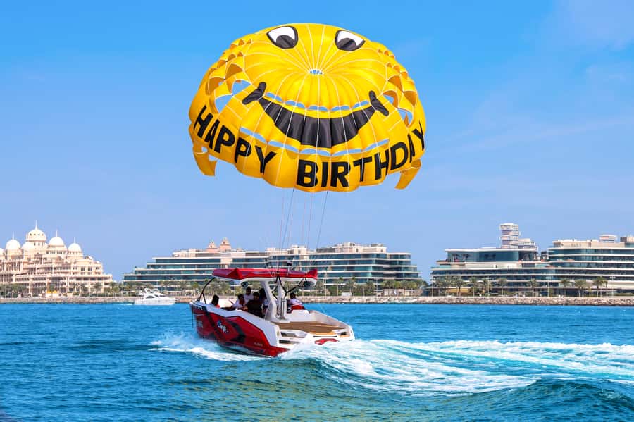 Dubai: Parasailing with Happy birthday Parachute JBR & Palm - Who can fly, and who should skip it