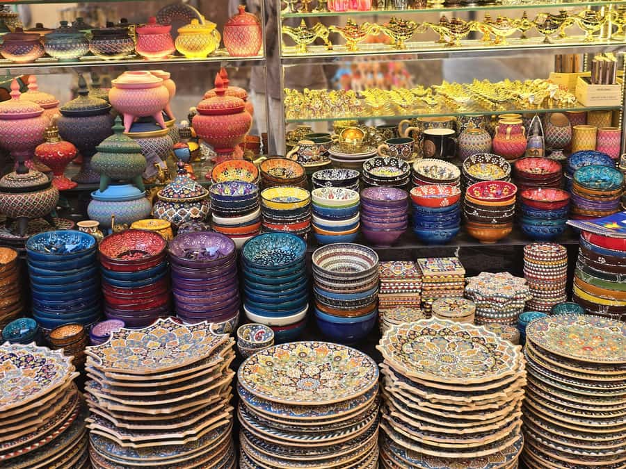 Dubai: Premium Old Town, Street Food, Souks & Boat Ride Tour - A pause for coffee, dates, and local snacks