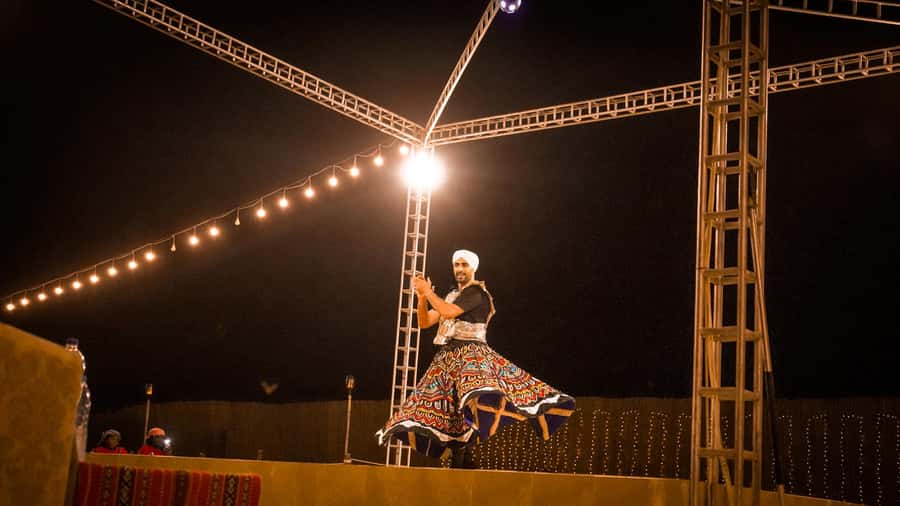 Dubai: Premium Red Dune Safari with Sandboarding & BBQ - Key points to know before booking