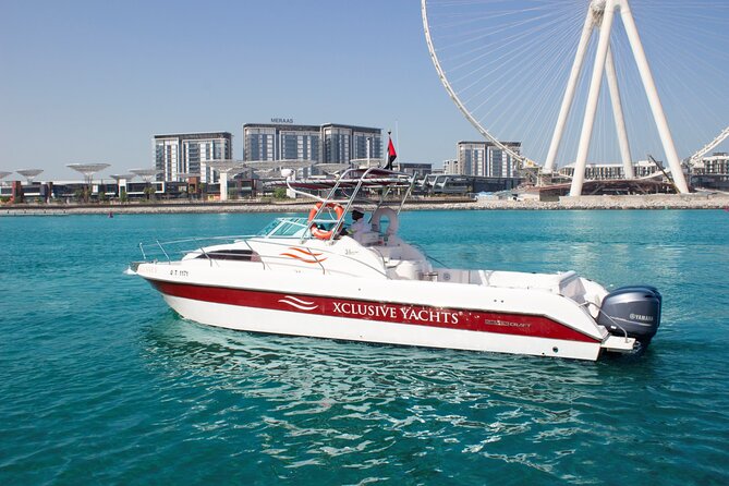 Dubai Private Boat Charter with Optional World Islands Upgrade - Service, Crew, and the Private Atmosphere