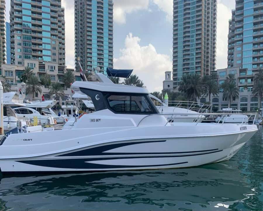 Dubai: Private Boat Cruise from Dubai Marina - What the $168 group price really means