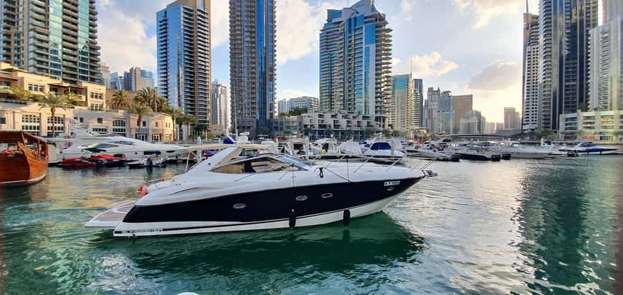 Dubai: Private Boat Cruise from Dubai Marina up to 12 people - Why this private Dubai cruise works well