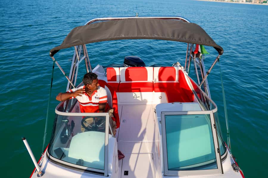 Dubai: Private Boat Tour - JBR/Burj Al Arab/Atlantis options - Choosing one, two, or three hours